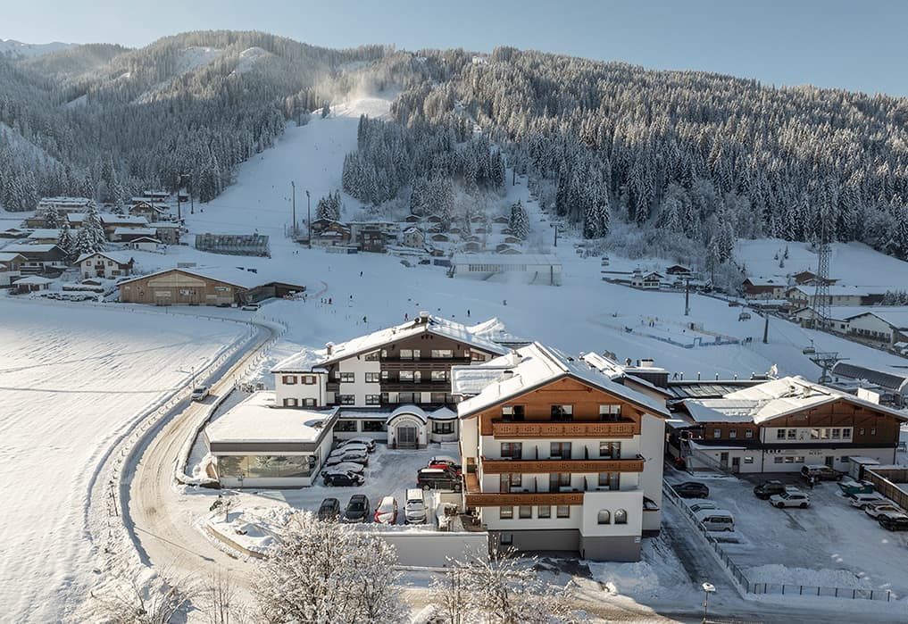 Skihotel Waidmannsheil direkt an der Piste vom Skigebiet Snow Space Salzburg