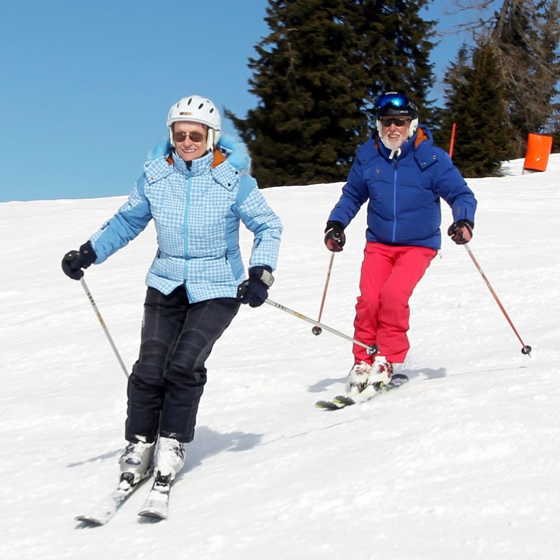 Best agers are skiing